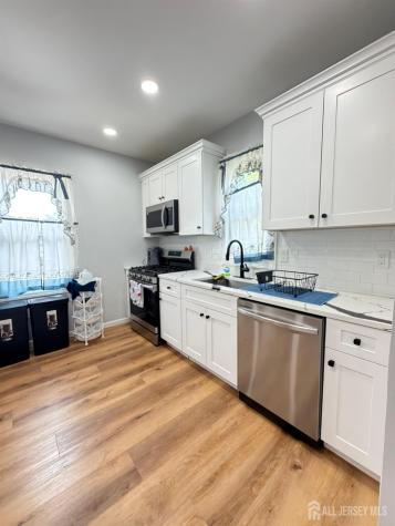 273 Avenel Street Avenel NJ 07001