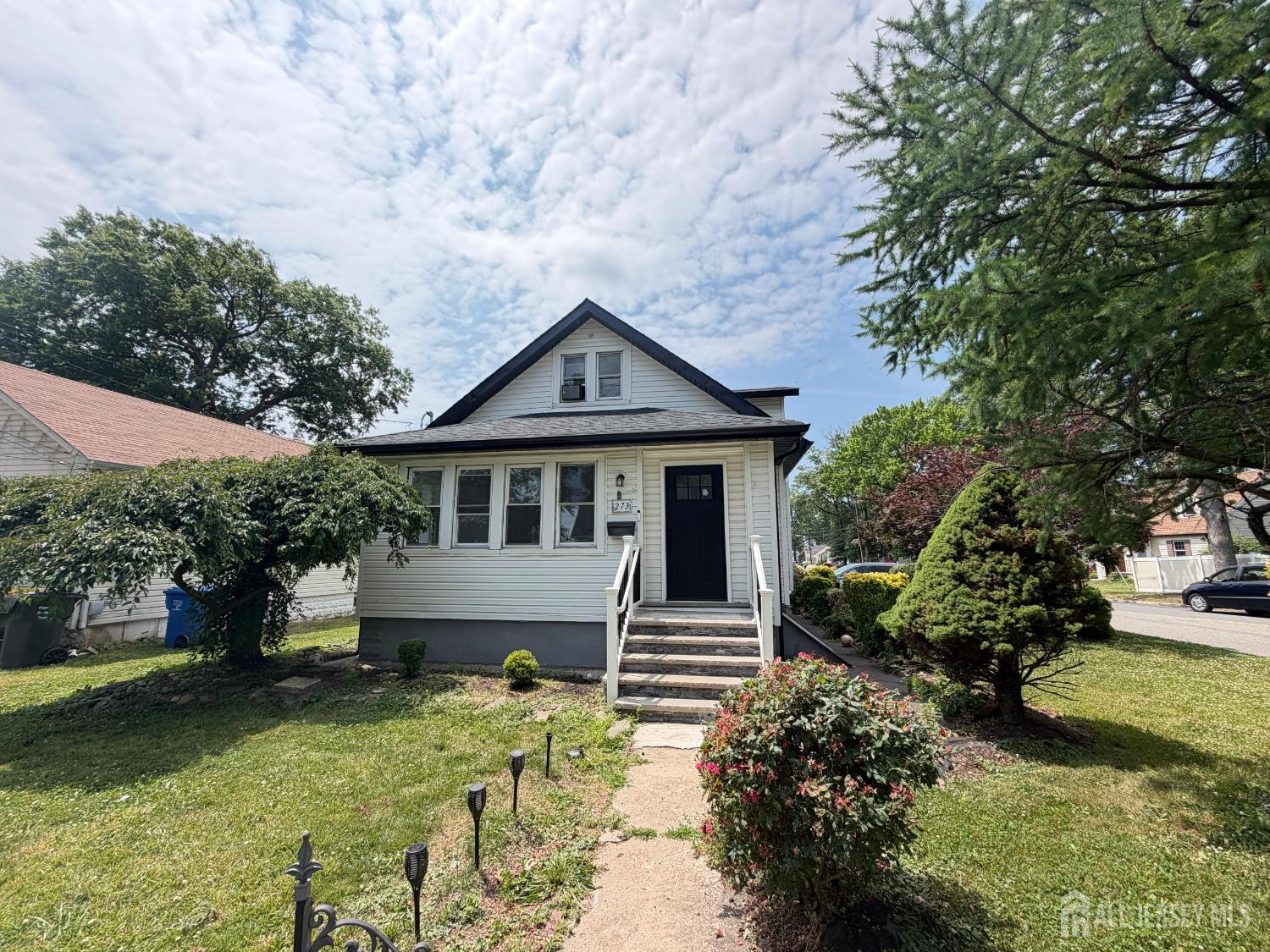 273 Avenel Street Avenel NJ 07001