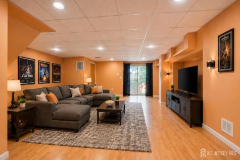 33 Allison Drive East Brunswick NJ 08816