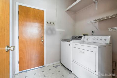 33 Allison Drive East Brunswick NJ 08816