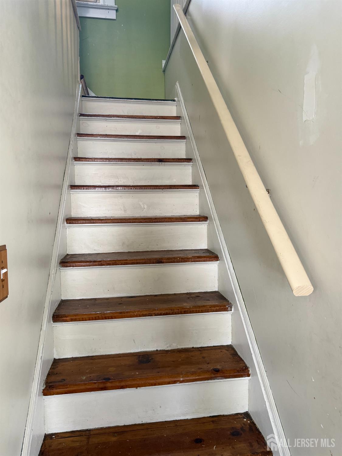 433 S 8th Avenue S Highland Park NJ 08904