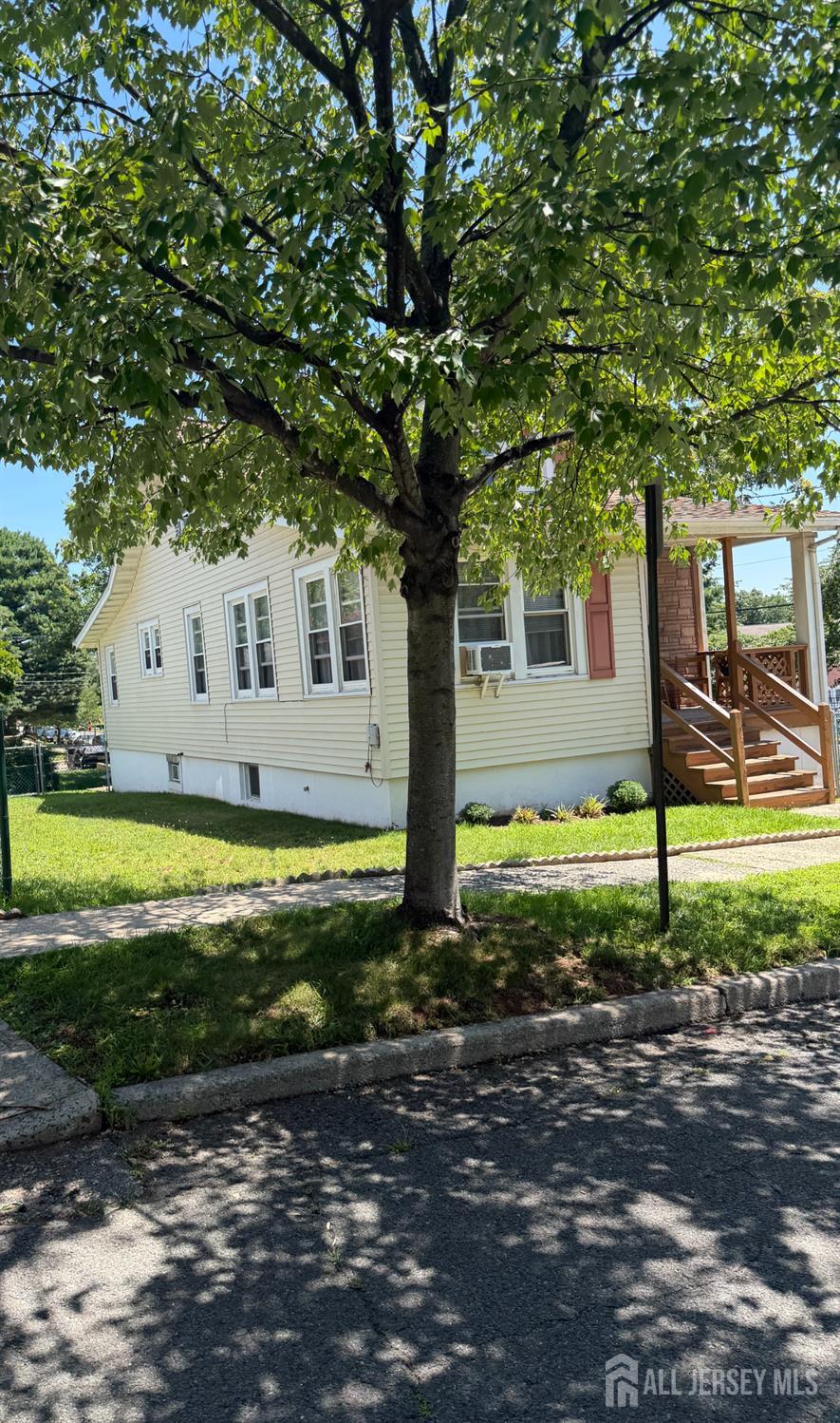 433 S 8th Avenue S Highland Park NJ 08904