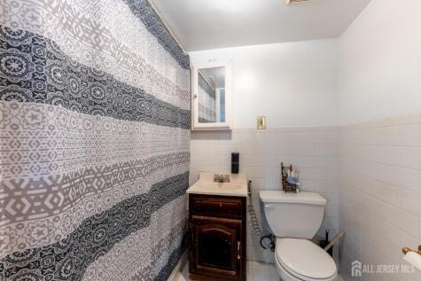 22 Foley Avenue Edison NJ 08820
