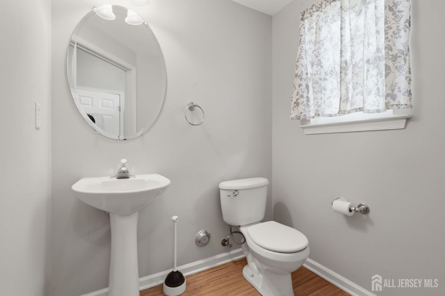 9 Bridgepointe Drive Old Bridge NJ 08857