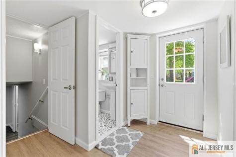 205 New Dover Road Colonia NJ 07067