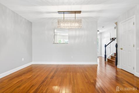 8 Ashley Court Franklin Twsp NJ 08873