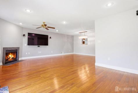 8 Ashley Court Franklin Twsp NJ 08873