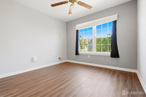 8 Ashley Court Franklin Twsp NJ 08873