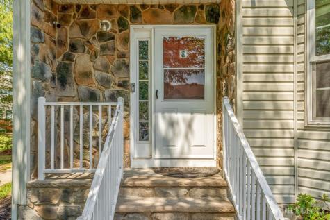 8 Ashley Court Franklin Twsp NJ 08873