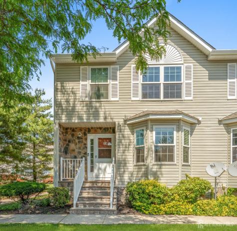 8 Ashley Court Franklin Twsp NJ 08873