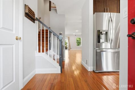 8 Ashley Court Franklin Twsp NJ 08873