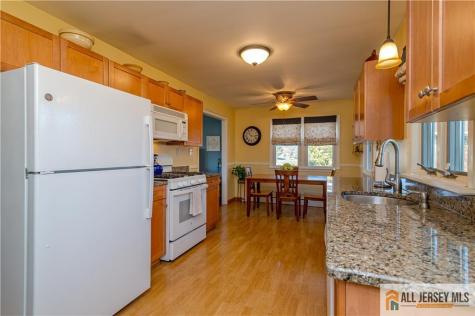 214 Vesper Avenue Middlesex NJ 08846