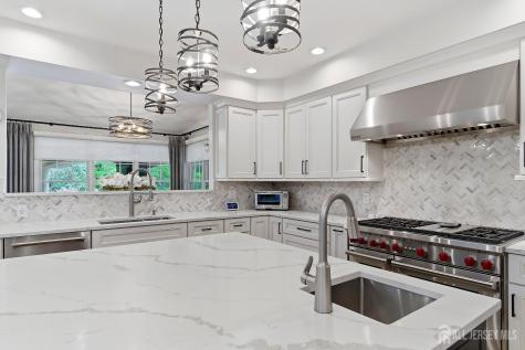 113 Country View Dr Drive Freehold Twp NJ 07728