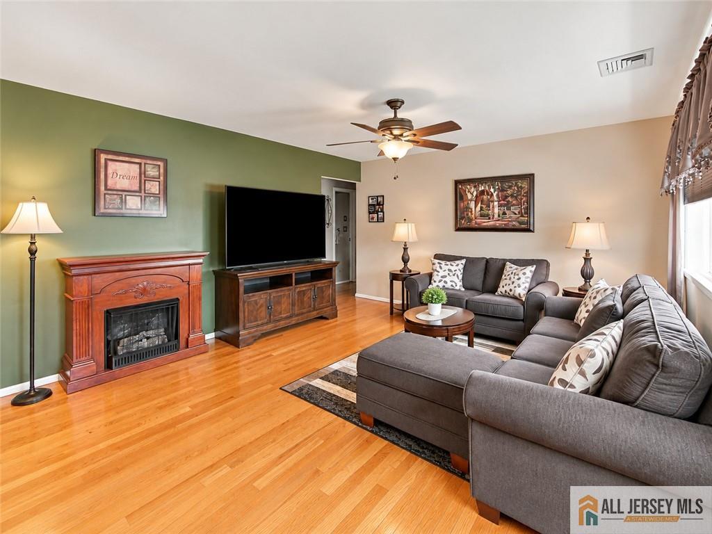 121 Hadley Street Piscataway NJ 08854