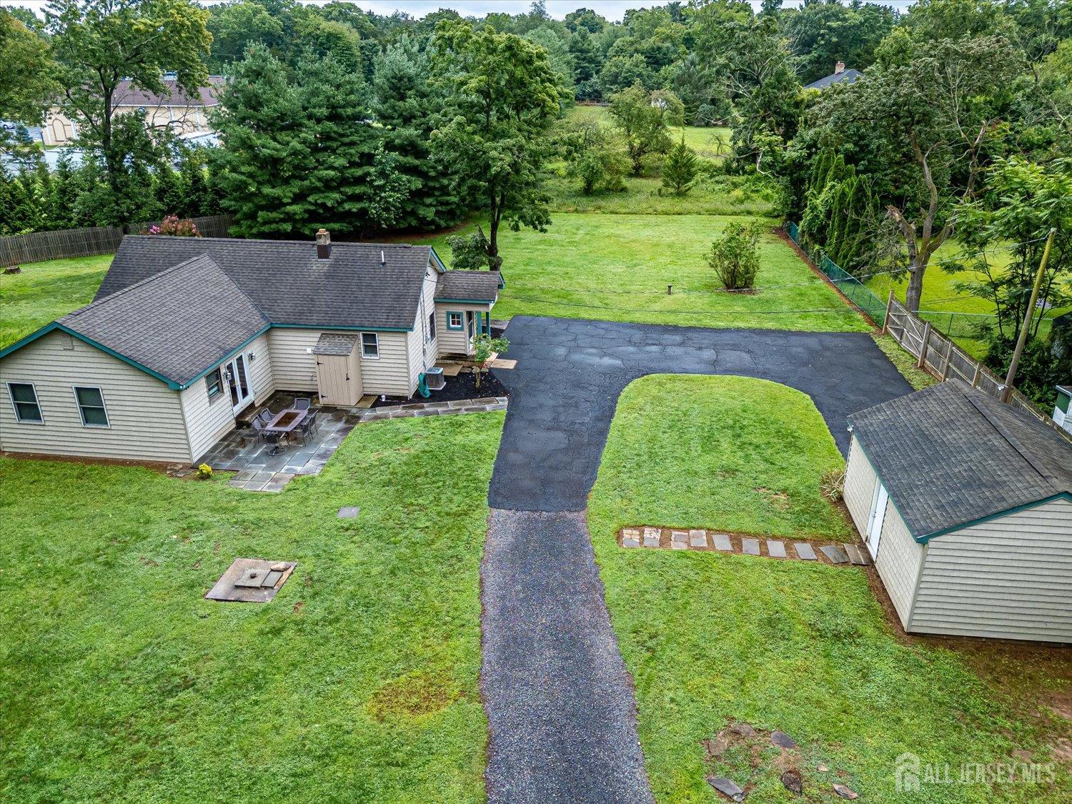 122 Cortelyous Lane Franklin NJ 08873