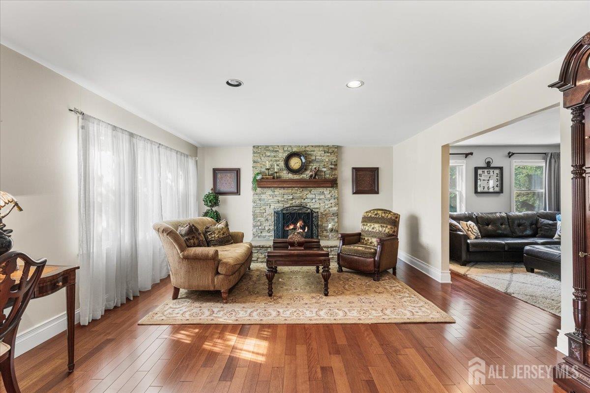 23 Drummond Way Monroe NJ 08831