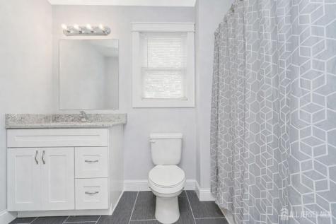 741 Beach Avenue Beachwood NJ 08722