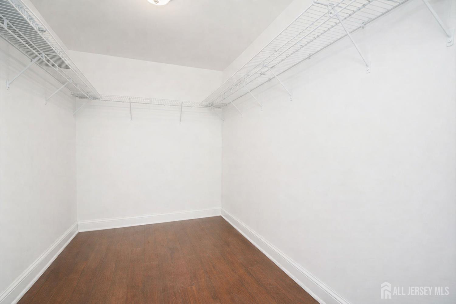 741 Beach Avenue Beachwood NJ 08722