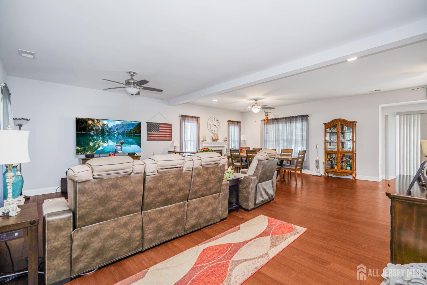 741 Beach Avenue Beachwood NJ 08722