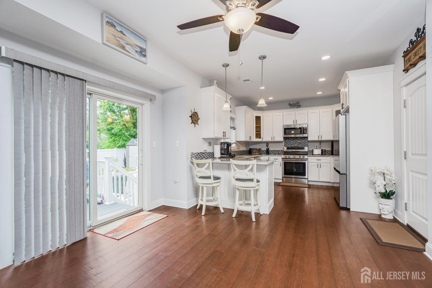 741 Beach Avenue Beachwood NJ 08722