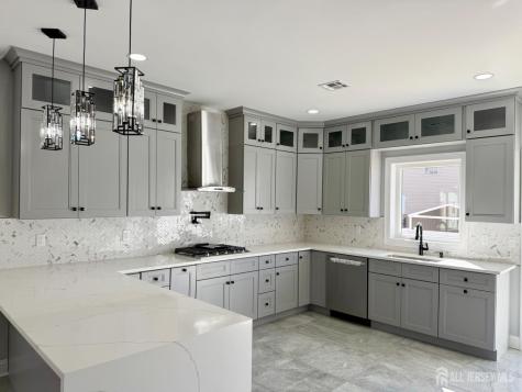 40 Foyer Street Edison NJ 08817