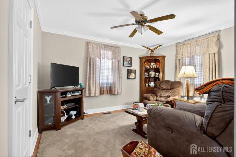 6 Elmwood Avenue Carteret NJ 07008