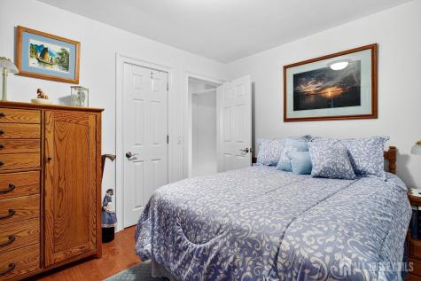6 Elmwood Avenue Carteret NJ 07008