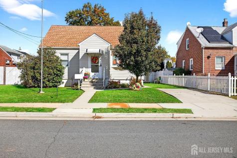 6 Elmwood Avenue Carteret NJ 07008