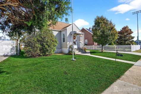 6 Elmwood Avenue Carteret NJ 07008