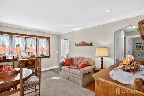 6 Elmwood Avenue Carteret NJ 07008