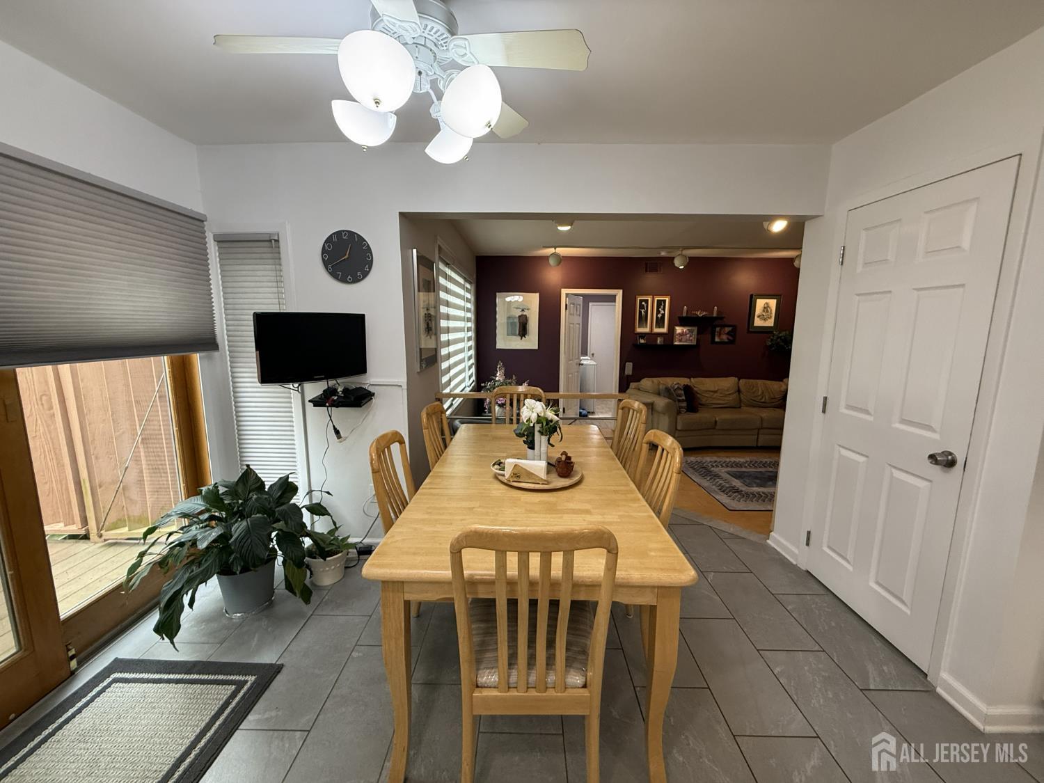 86 Tall Oaks Drive East Brunswick NJ 08816