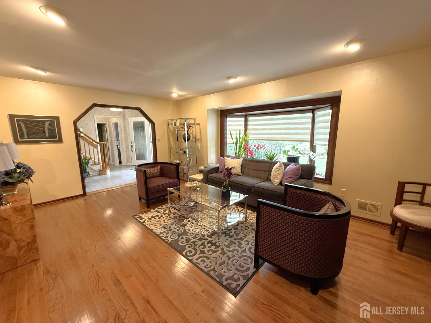 86 Tall Oaks Drive East Brunswick NJ 08816