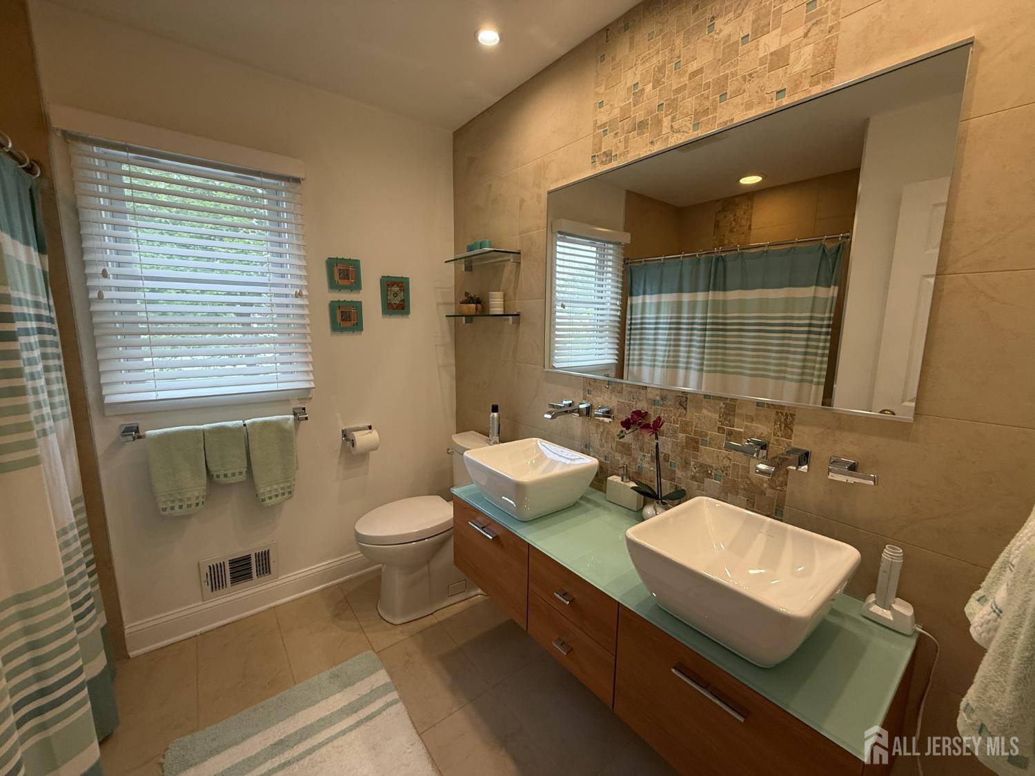 86 Tall Oaks Drive East Brunswick NJ 08816