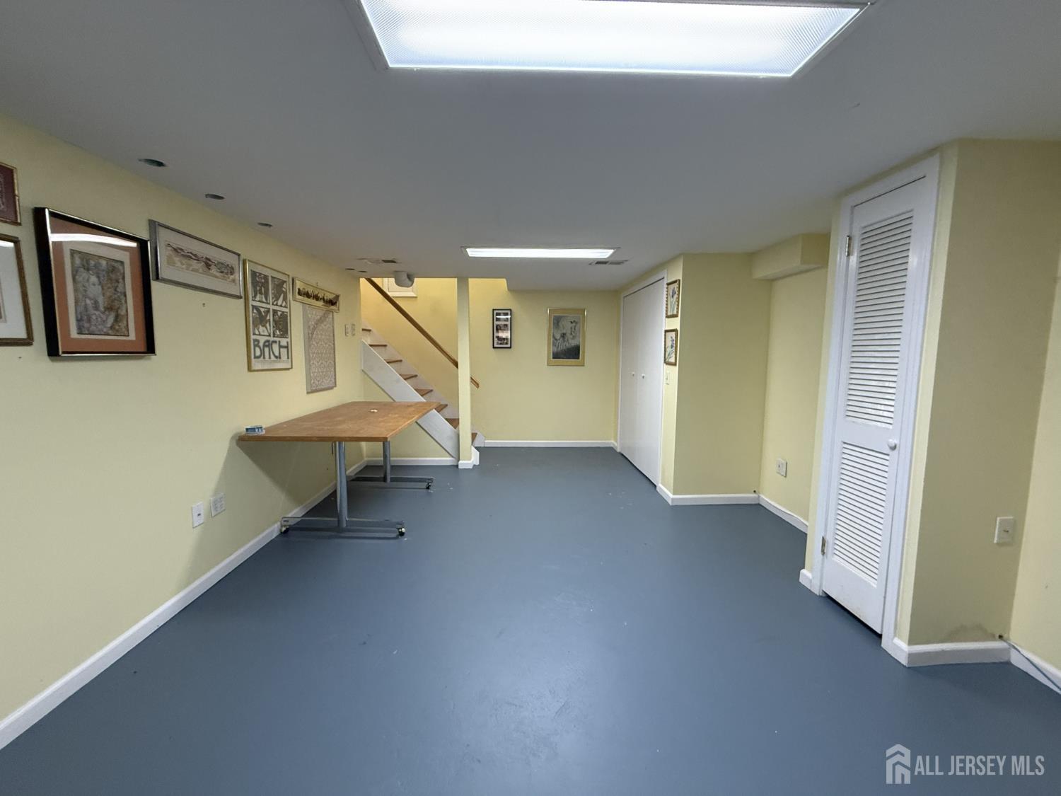 86 Tall Oaks Drive East Brunswick NJ 08816