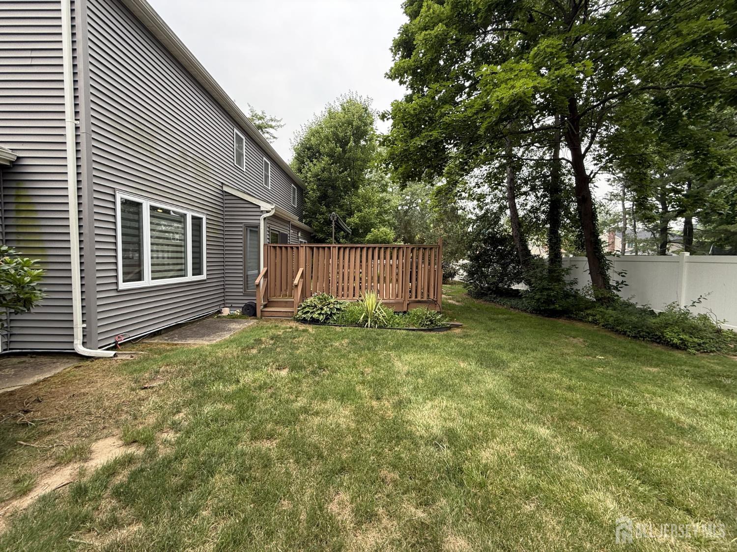 86 Tall Oaks Drive East Brunswick NJ 08816