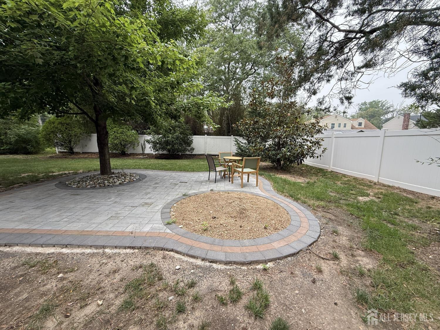 86 Tall Oaks Drive East Brunswick NJ 08816
