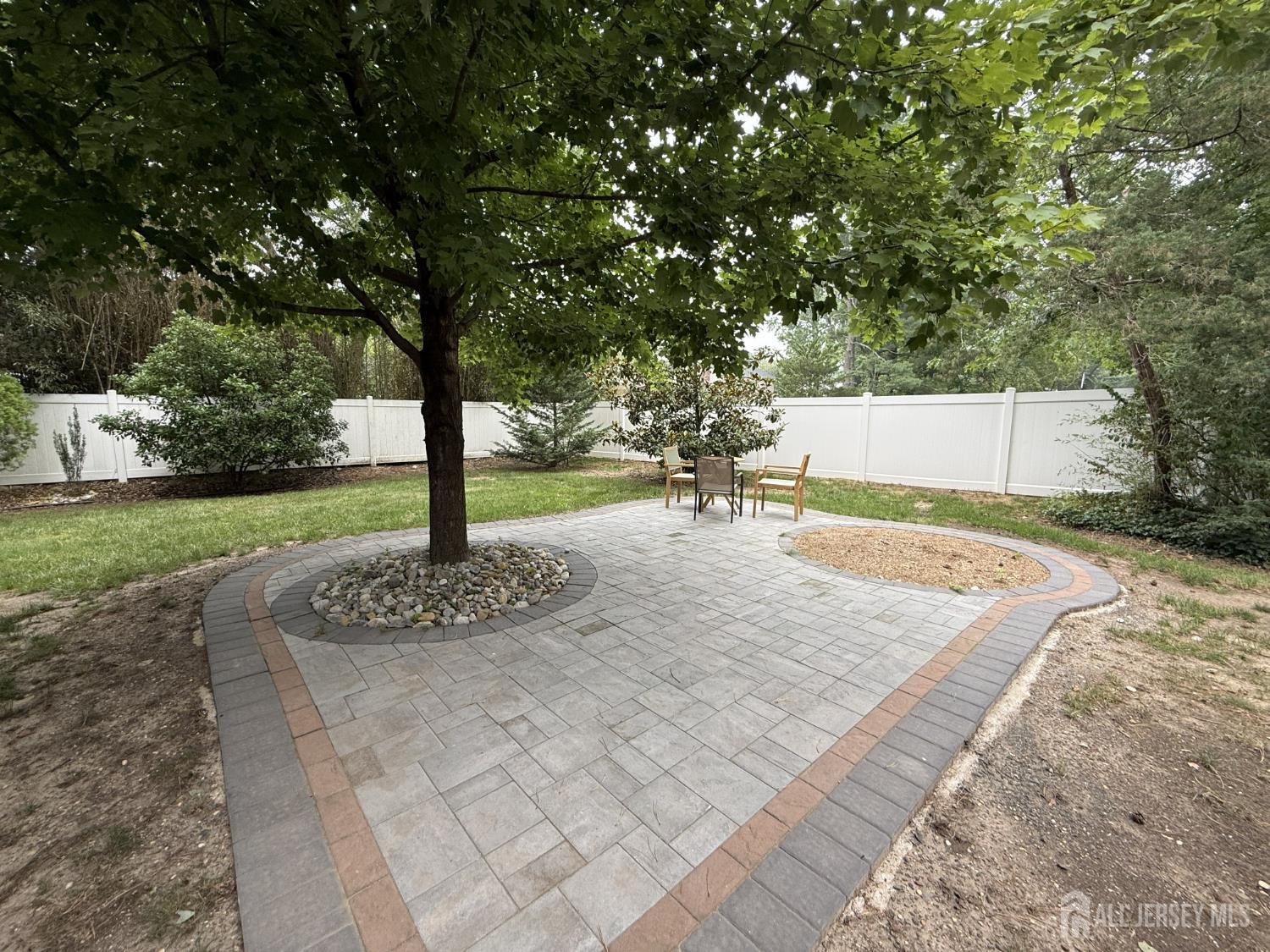 86 Tall Oaks Drive East Brunswick NJ 08816