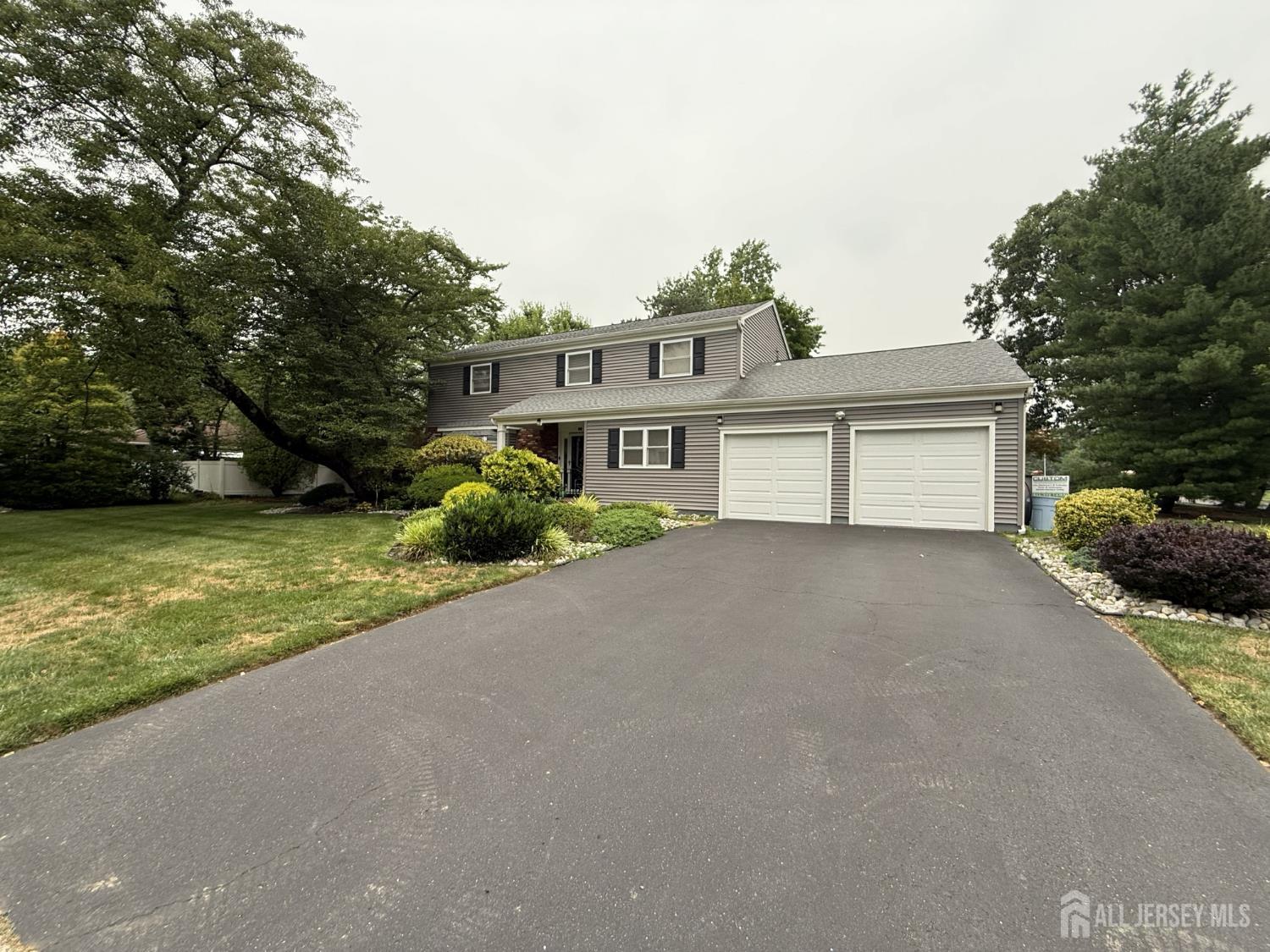 86 Tall Oaks Drive East Brunswick NJ 08816