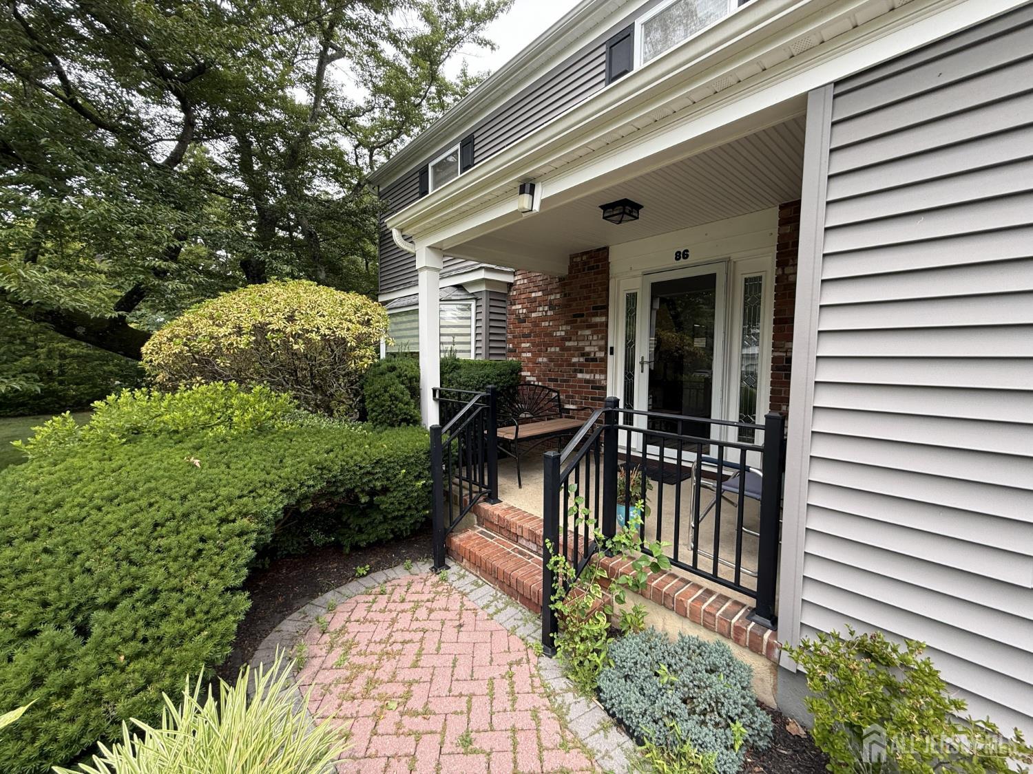 86 Tall Oaks Drive East Brunswick NJ 08816