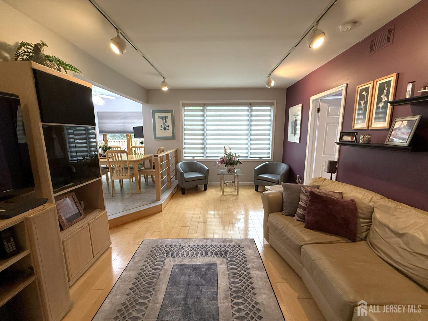 86 Tall Oaks Drive East Brunswick NJ 08816