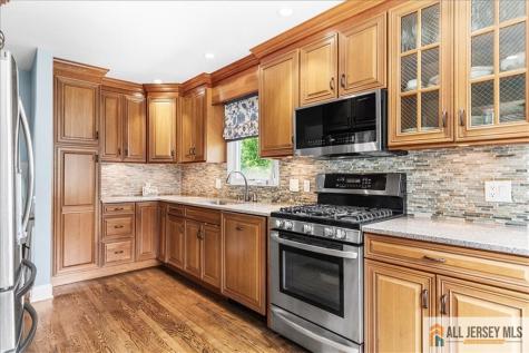 14 Dexter Road East Brunswick NJ 08816