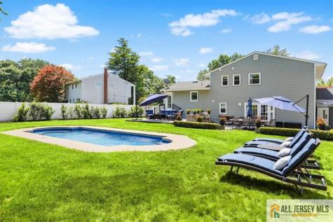14 Dexter Road East Brunswick NJ 08816