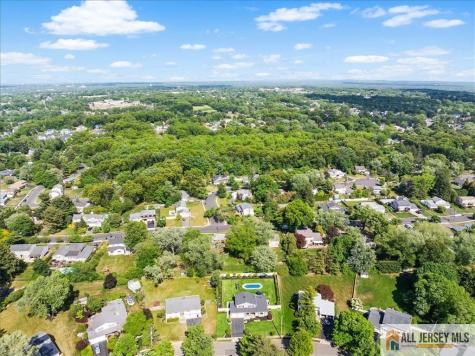14 Dexter Road East Brunswick NJ 08816