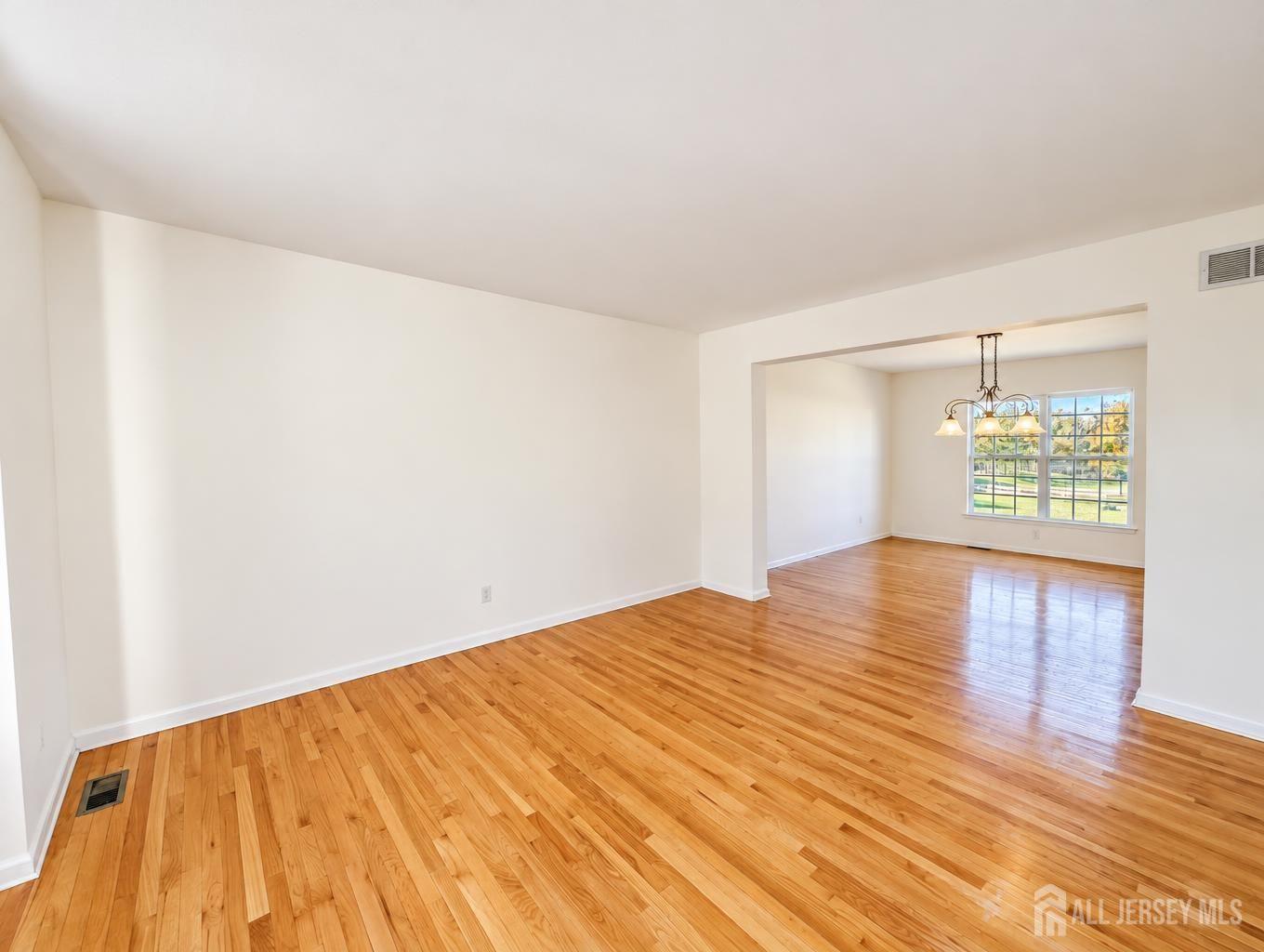2 Apple Ridge Way East Brunswick NJ 08816