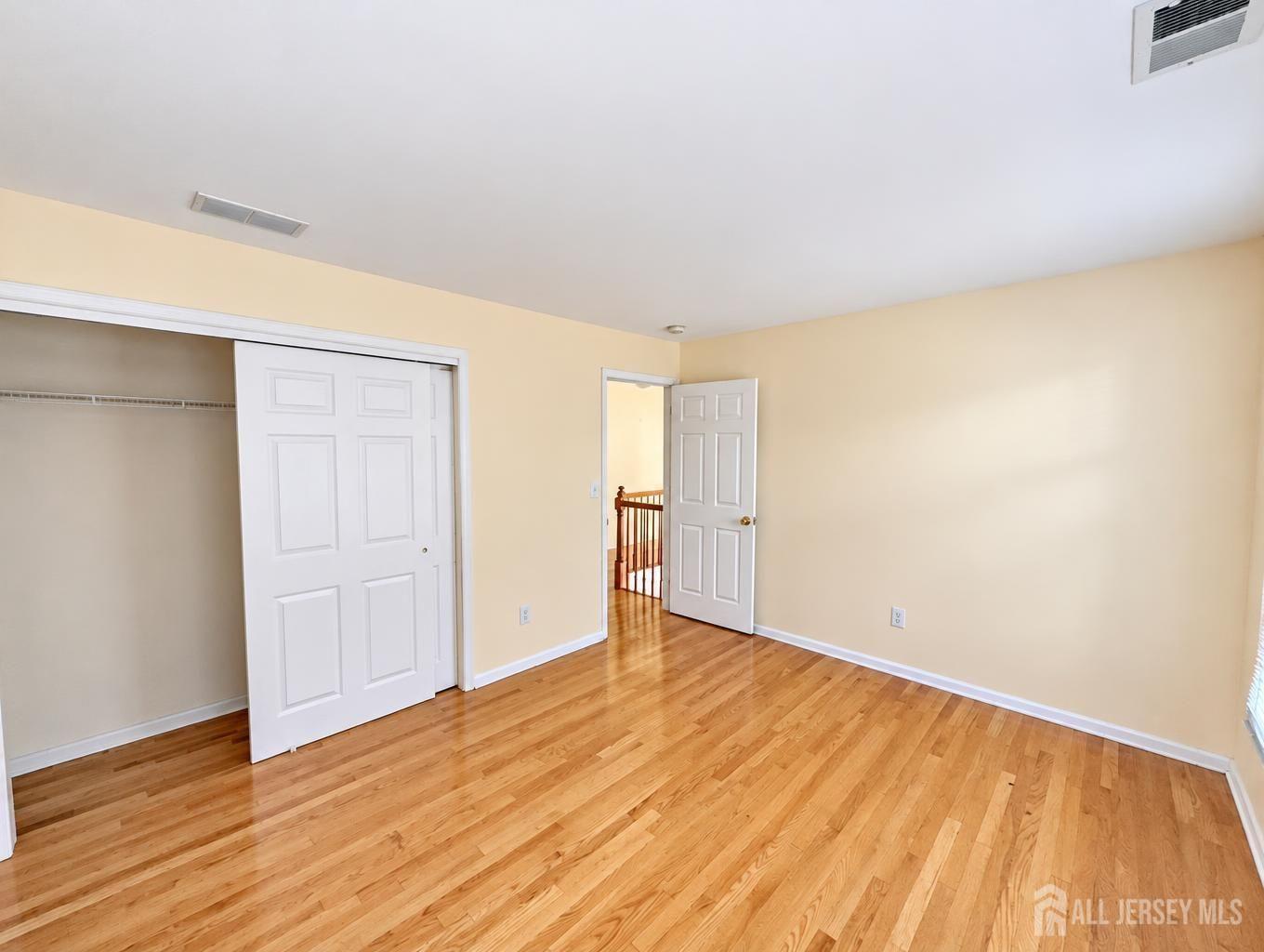 2 Apple Ridge Way East Brunswick NJ 08816