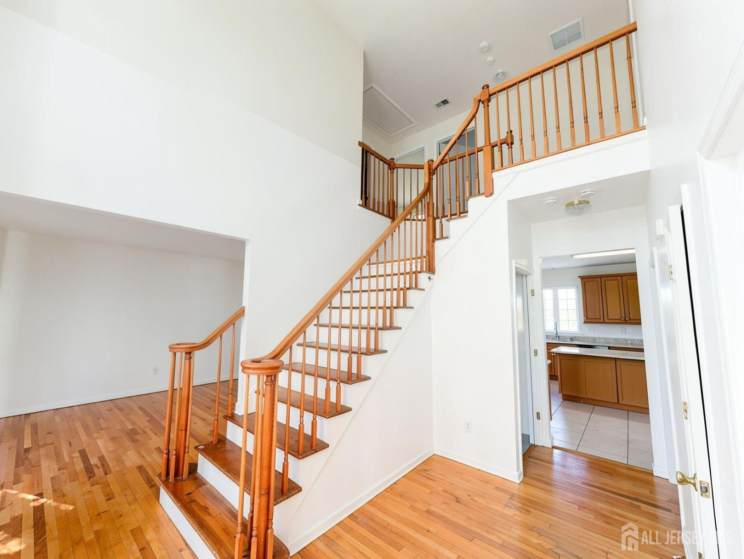 2 Apple Ridge Way East Brunswick NJ 08816
