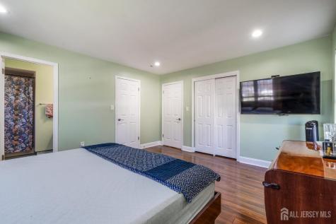 38 Johanna Court Piscataway NJ 08854