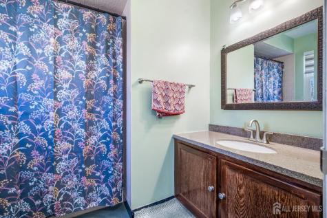 38 Johanna Court Piscataway NJ 08854