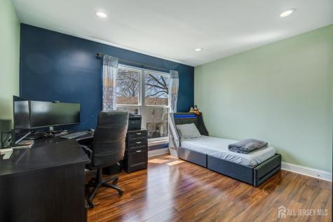38 Johanna Court Piscataway NJ 08854