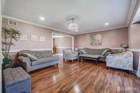 38 Johanna Court Piscataway NJ 08854
